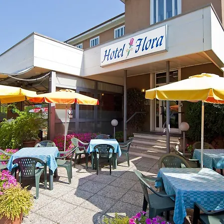 Hotel Flora
